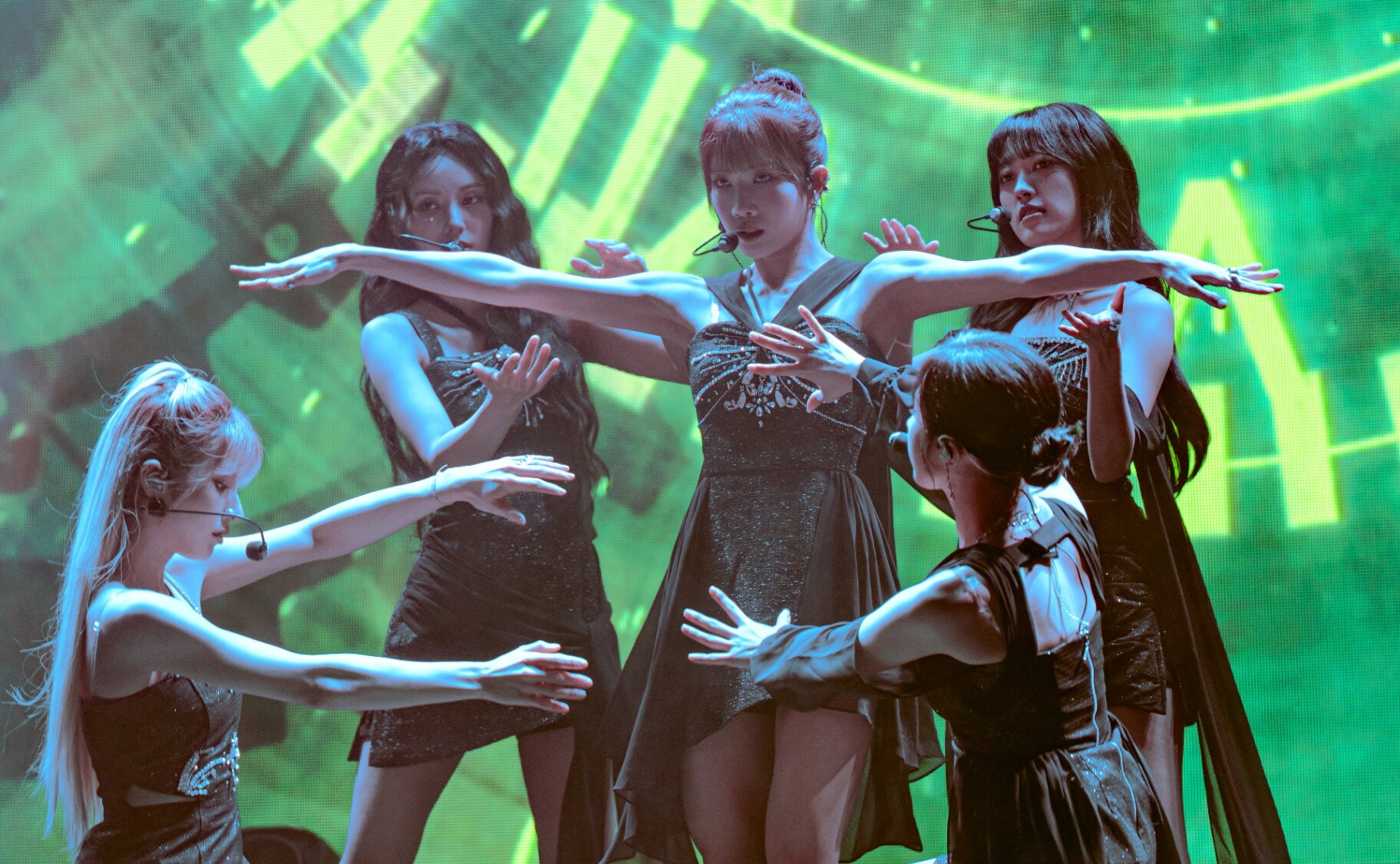 tripleS world tour